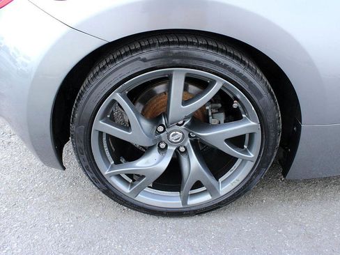 Used 2014 Nissan 370Z Coupe image 15