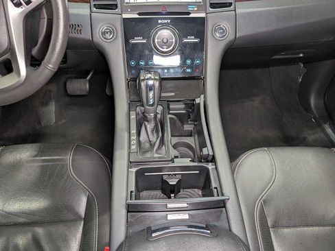 Used 2019 Ford Taurus Limited AWD/4WD image 13