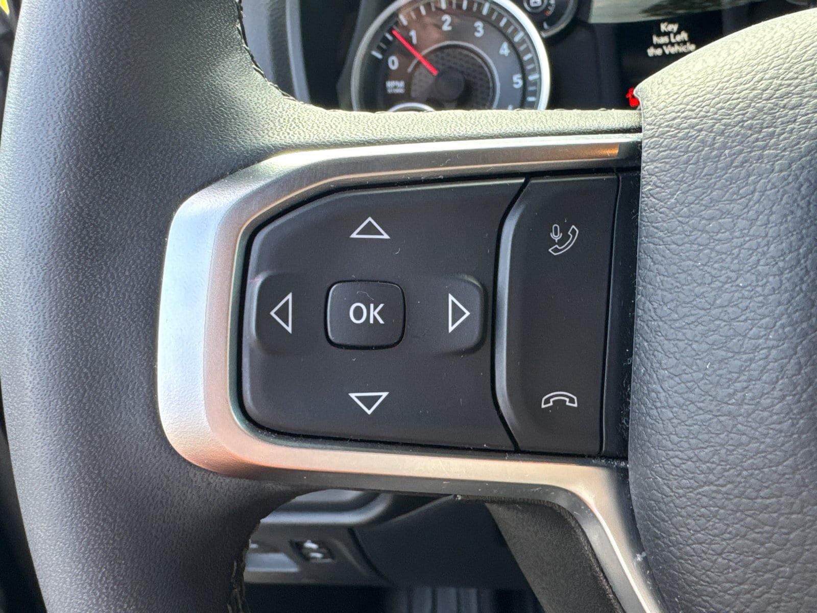 Used 2025 RAM 1500 Big Horn RWD image 31