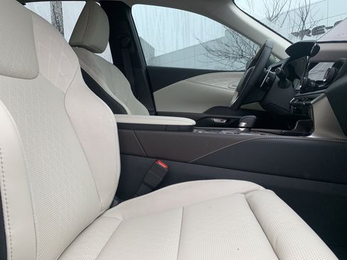 Used 2026 Lexus RX 450h AWD w/ Convenience Package image 35