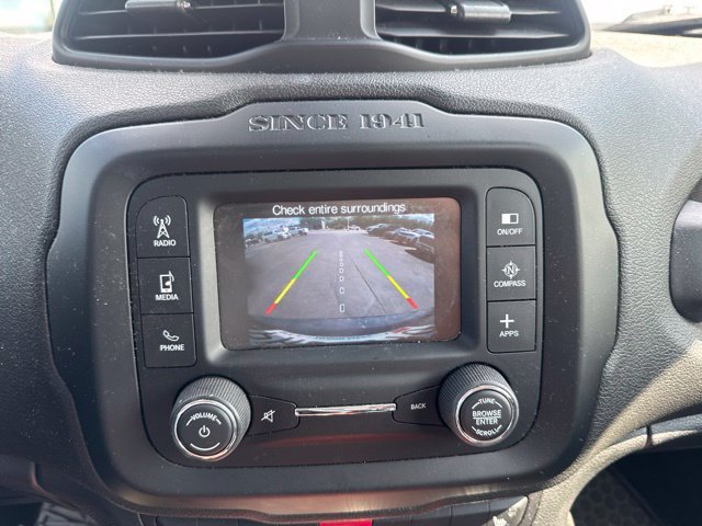 Used 2017 Jeep Renegade Trailhawk w/ Premium Trailhawk Package AWD/4WD image 17