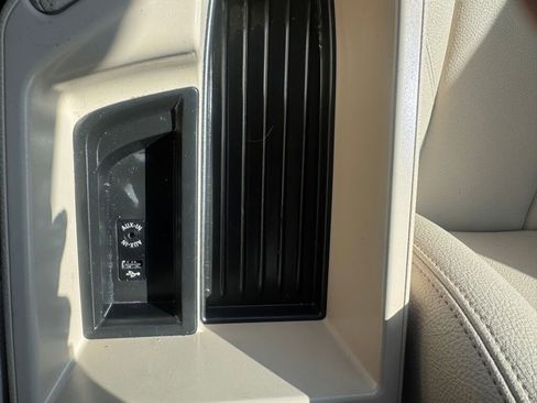 Used 2014 BMW 228i Coupe image 28