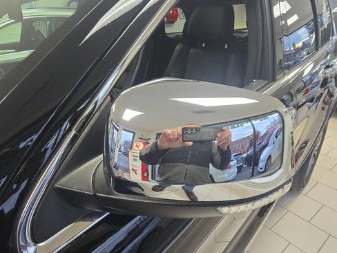 Used 2021 Jeep Grand Cherokee Limited image 23