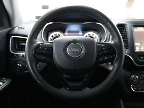 Used 2023 Jeep Cherokee Altitude Lux image 18