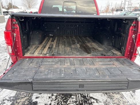Used 2018 Ford F150 Platinum w/ Equipment Group 701A Luxury image 14