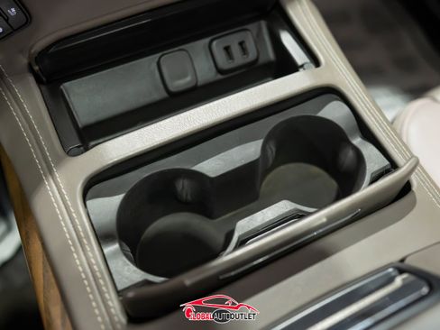 Used 2019 GMC Yukon Denali w/ Denali Ultimate Package image 36