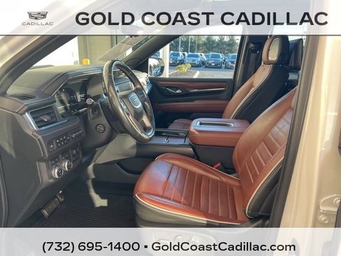 Used 2023 GMC Yukon Denali Ultimate image 19