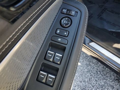 Certified 2024 Acura MDX SH-AWD w/ Advance Package image 22