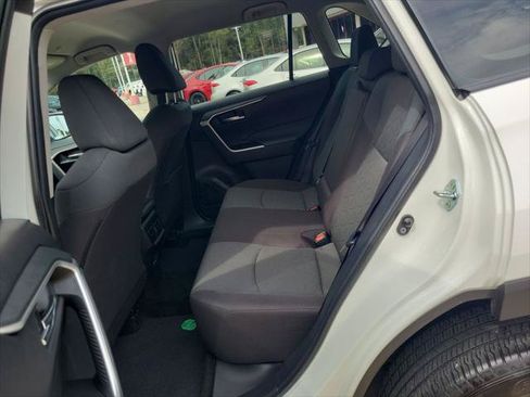 Certified 2024 Toyota RAV4 XLE FWD image 19