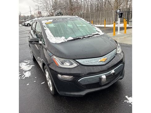 Used 2018 Chevrolet Bolt LT image 2