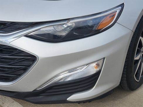 Used 2022 Chevrolet Malibu RS w/ LPO, Convenience Package 2 image 11