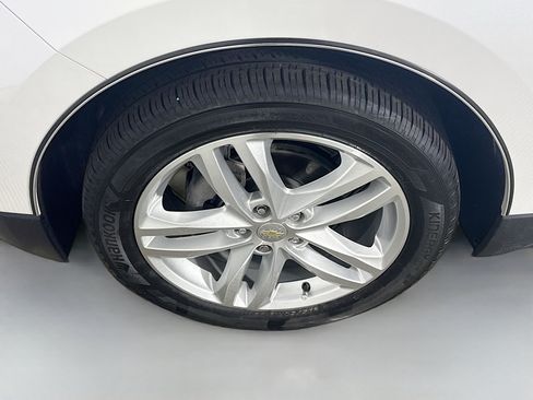 Used 2021 Chevrolet Equinox Premier image 38