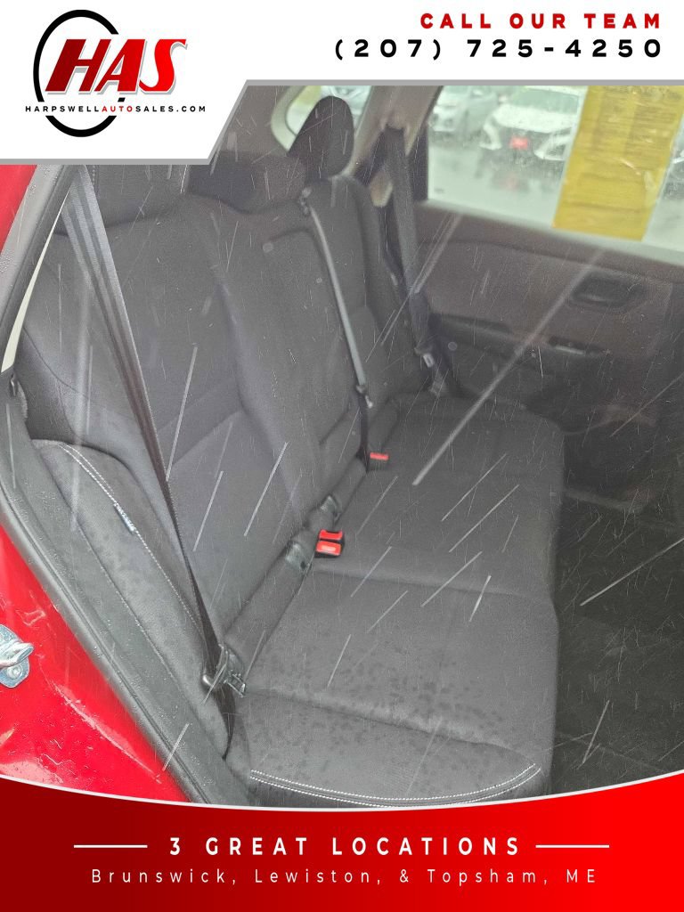 Used 2023 Nissan Rogue S AWD/4WD image 9
