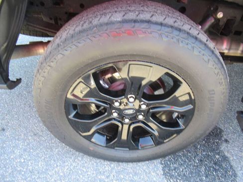 Used 2023 Ford F150 Platinum w/ Equipment Group 701A High AWD/4WD image 9