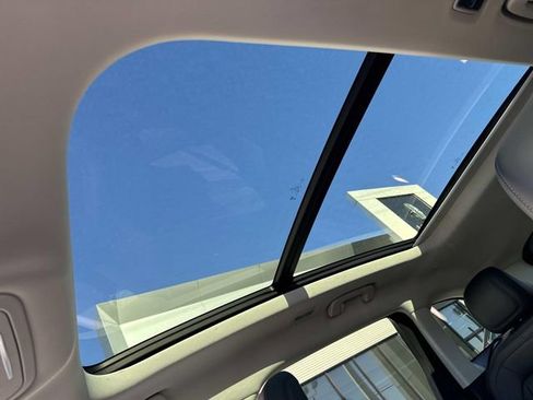 New 2026 Lincoln Nautilus Reserve w/ Jet Appearance Package image 18