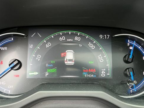 Used 2024 Toyota RAV4 XLE w/ Convenience Package AWD/4WD image 15