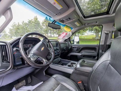 Used 2019 Chevrolet Silverado 2500 LTZ w/ Duramax Plus Package AWD/4WD image 9
