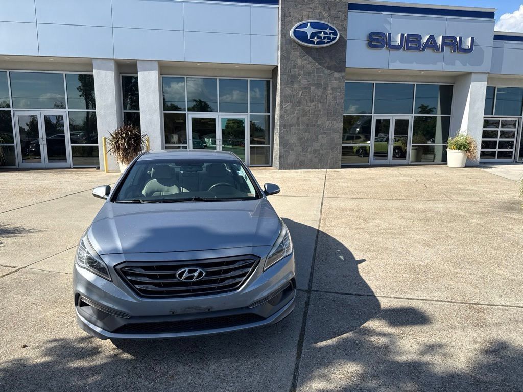 Used 2015 Hyundai Sonata Sport FWD image 2