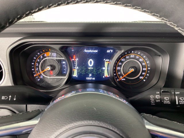 Used 2026 Jeep Wrangler Unlimited Sahara AWD/4WD image 24