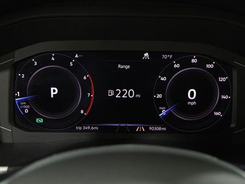 Used 2019 Volkswagen Atlas SEL R-Line image 8