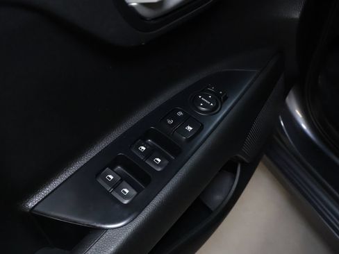 Used 2019 Kia Rio S FWD image 13