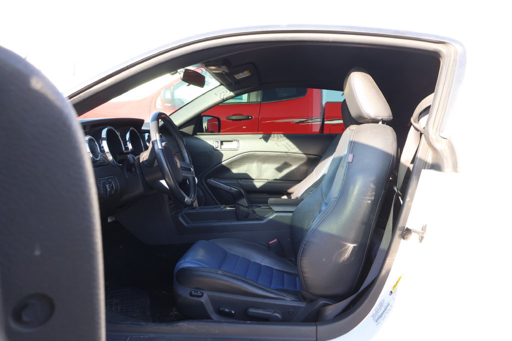 Used 2008 Ford Mustang GT Premium RWD image 8