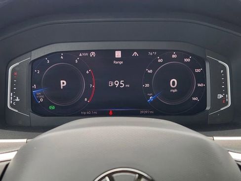 Used 2021 Volkswagen Atlas SEL image 17