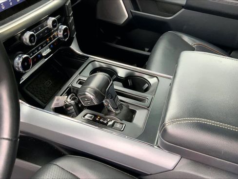 Used 2023 Ford F150 Lariat w/ Equipment Group 502A High image 17