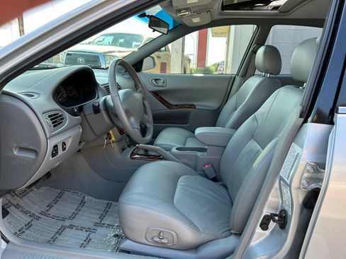 Used 2001 Mitsubishi Galant ES FWD image 25