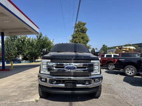 Used 2017 Ford F350 Lariat w/ Lariat Ultimate Package AWD/4WD image 2