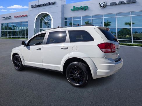 Used 2020 Dodge Journey SE w/ SE Popular Equipment Group image 5