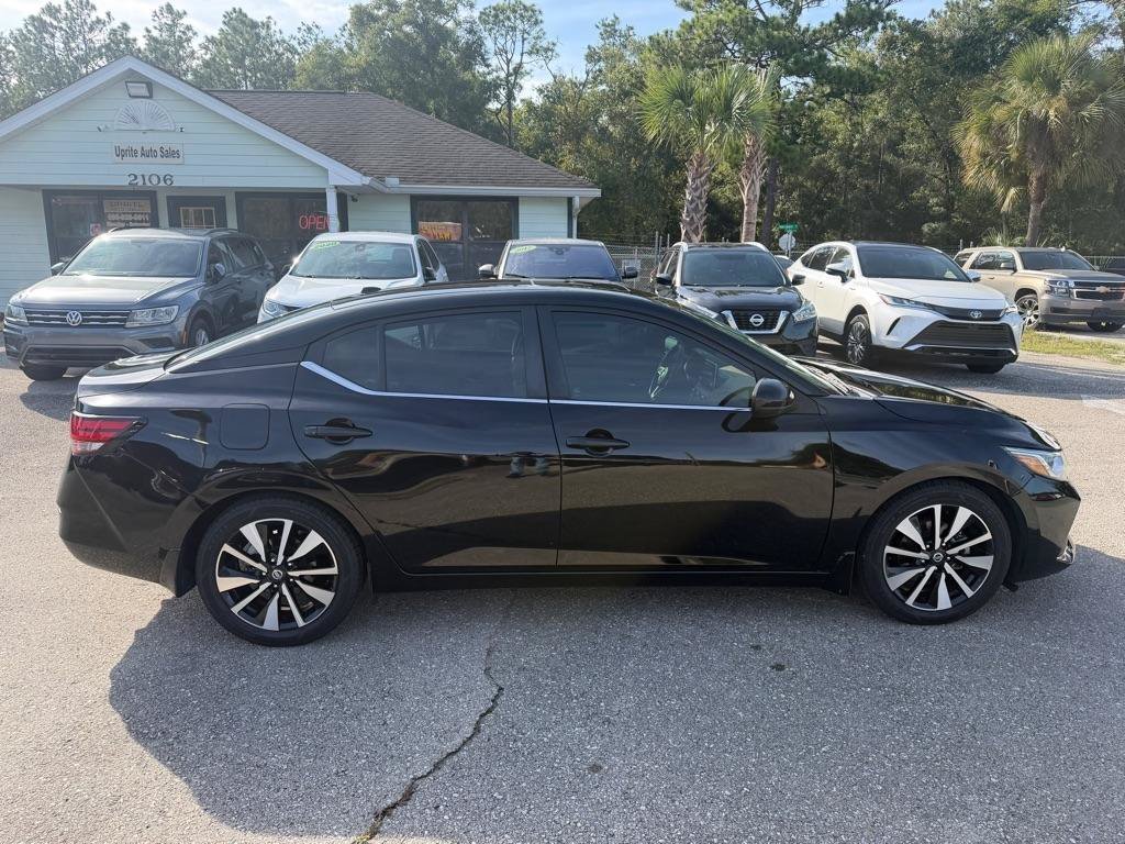Used 2023 Nissan Sentra SV w/ SV Premium Package FWD image 4