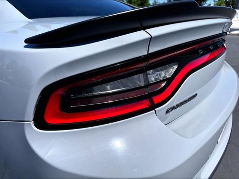 Used 2022 Dodge Charger R/T w/ Plus Group RWD image 32