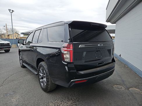 Used 2022 Chevrolet Tahoe Z71 w/ Z71 Off-Road Package image 3