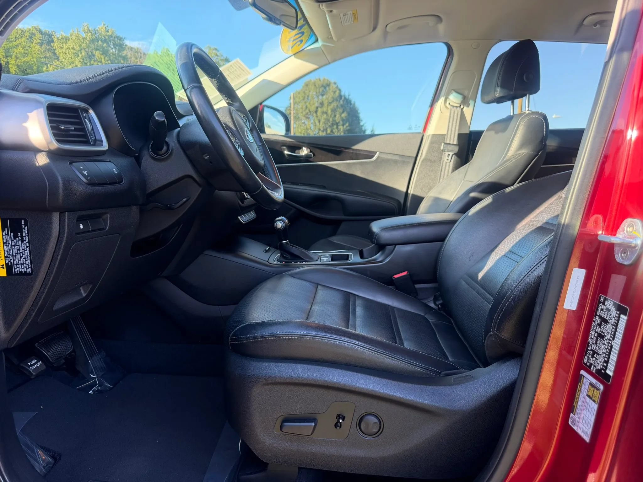 Used 2017 Kia Sorento FWD w/ LX Convenience Package image 12