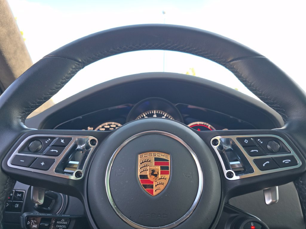 Used 2020 Porsche Cayenne Turbo AWD/4WD image 27