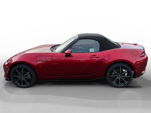 New 2025 MAZDA MX-5 Miata Grand Touring w/ Appearance Package image 2