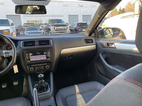 Used 2012 Volkswagen Jetta GLI Autobahn image 48