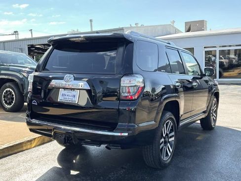 Used 2021 Toyota 4Runner Limited AWD/4WD image 13