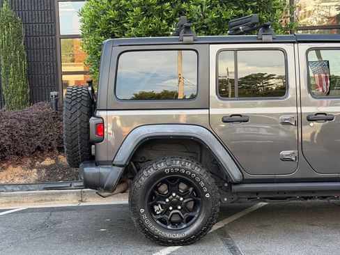 Used 2023 Jeep Wrangler Unlimited AWD/4WD image 24