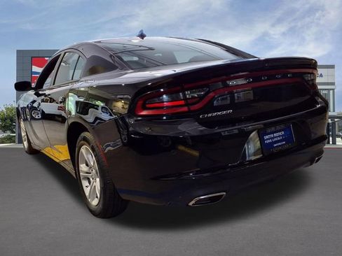 Used 2023 Dodge Charger SXT RWD image 3