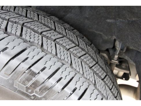 Used 2022 Jeep Grand Cherokee L Limited w/ Luxury Tech Group II image 35