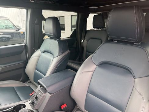 Used 2023 Ford Bronco Outer Banks image 18
