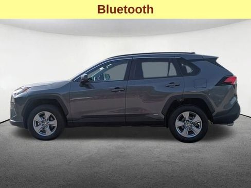Used 2025 Toyota RAV4 LE AWD/4WD image 9