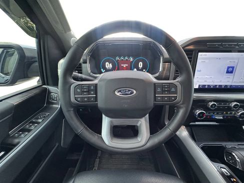 Used 2022 Ford F150 Lariat w/ Equipment Group 502A High AWD/4WD image 14
