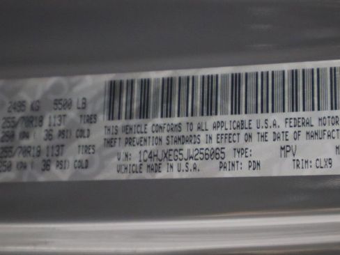 Used 2018 Jeep Wrangler Unlimited Sahara image 40