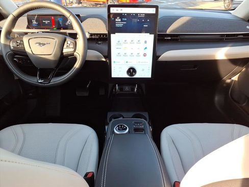 Certified 2021 Ford Mustang Mach-E Premium image 12