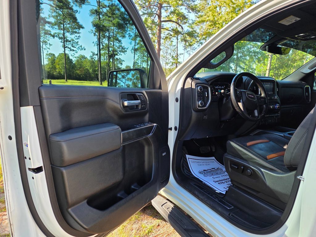 Used 2021 GMC Sierra 1500 AT4 w/ AT4 Premium Package AWD/4WD image 10