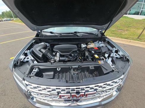 Used 2020 GMC Acadia Denali w/ LPO, Floor Liner Package FWD image 3
