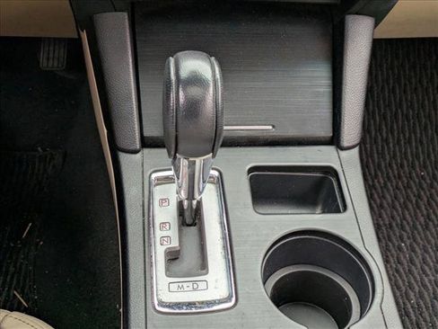 Used 2015 Subaru Outback 2.5i Limited image 9